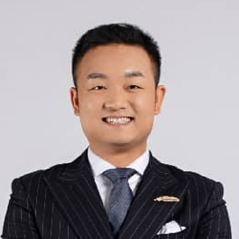 《致敬勇敢者：看见，更有远见》